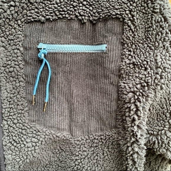 Urban Outfitters Teddy Fleece Winter Jacket Womens - Picture 2 of 5